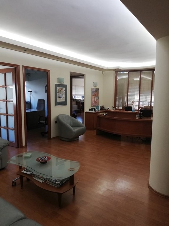 (For Rent) Commercial Office || Piraias/Piraeus - 150 Sq.m, 2.000€ 