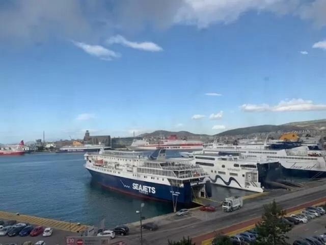 (Προς Πώληση) Επαγγελματικός Χώρος Γραφείο || Πειραιάς/Πειραιάς - 254 τ.μ, 650.000€ 