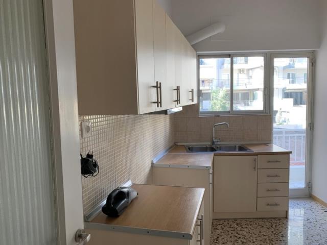 (For Rent) Residential Apartment || Piraias/Piraeus - 92 Sq.m, 2 Bedrooms, 650€ 